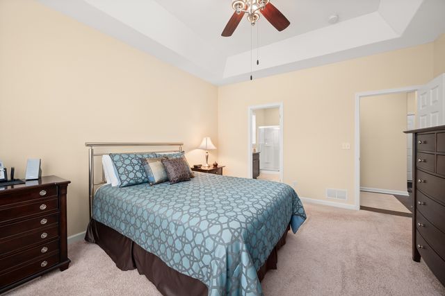 21 W Winterberry Avenue, Cortland, IL 60112