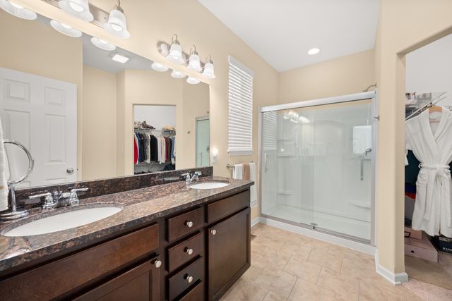 21 W Winterberry Avenue, Cortland, IL 60112