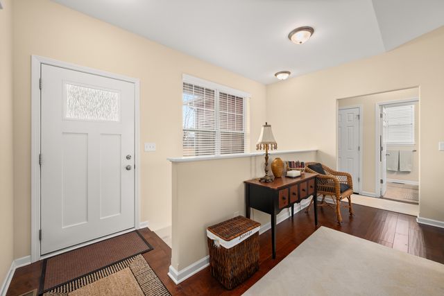 21 W Winterberry Avenue, Cortland, IL 60112