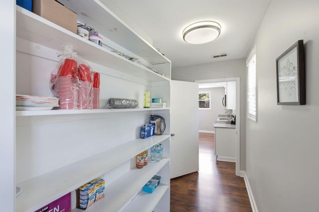 71 Gadsden Street, Charleston, SC 29401
