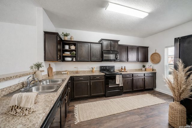 6002 SOUTHERN VIS, San Antonio, TX 78222