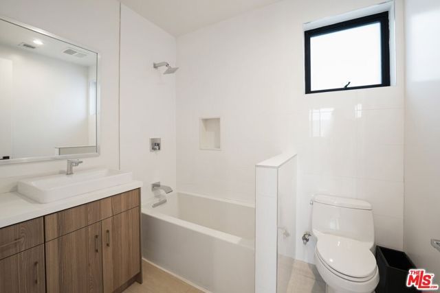 735 N Gramercy Place, Los Angeles, CA 90038