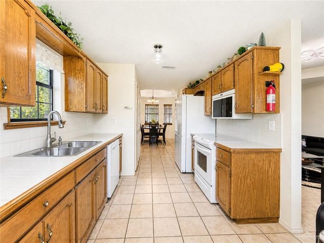 4306 Americana Lane, Mission, TX 78572
