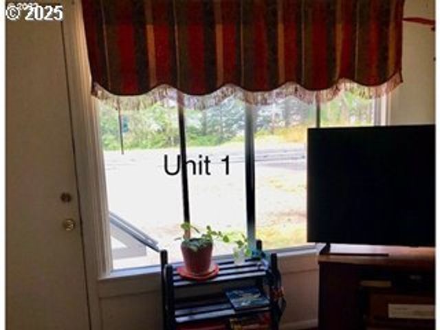 92322 CAPE ARAGO Hwy, Coos Bay, OR 97420