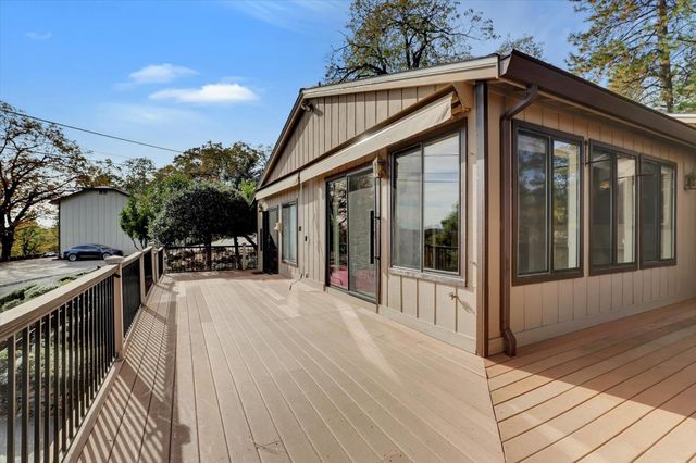 17472 Troy Ct, Grass Valley, CA 95949