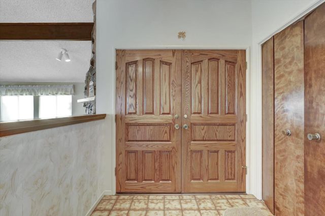 17472 Troy Ct, Grass Valley, CA 95949