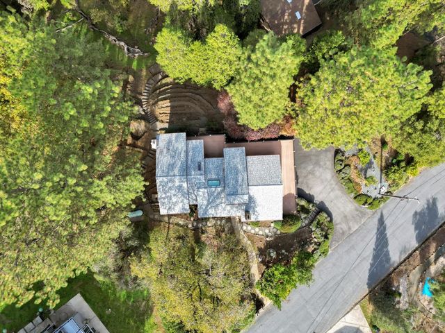 17472 Troy Ct, Grass Valley, CA 95949