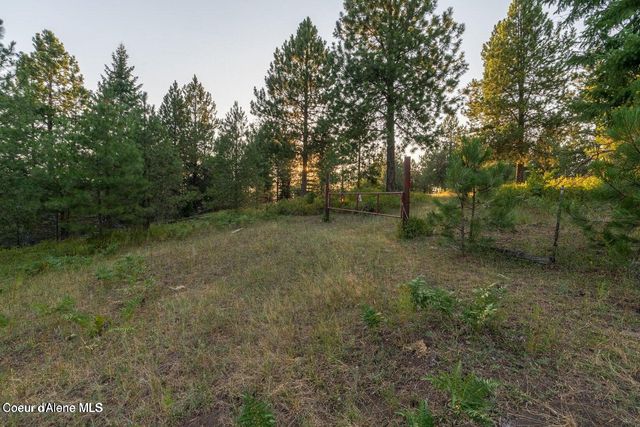 479 Lochsa Ln, Kingston, ID 83839