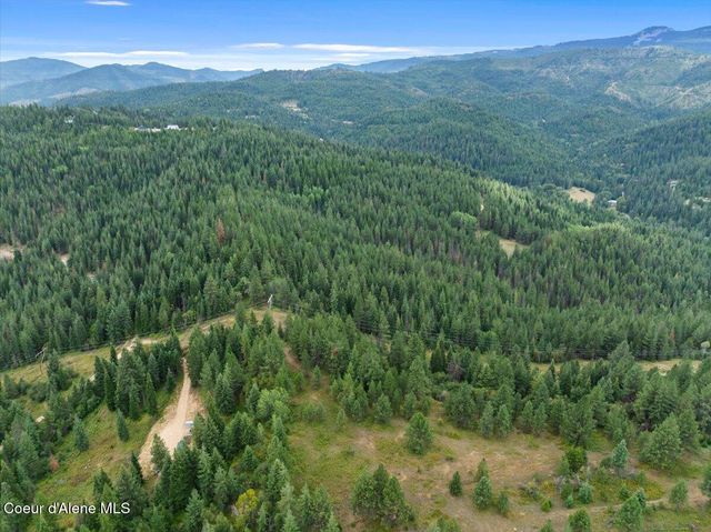 479 Lochsa Ln, Kingston, ID 83839