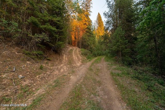 479 Lochsa Ln, Kingston, ID 83839