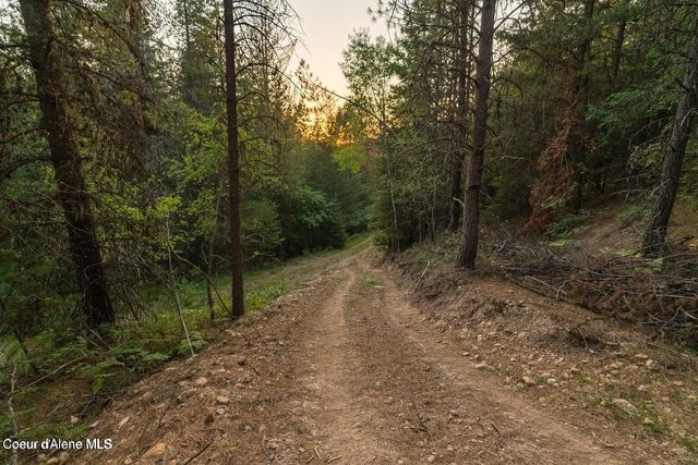 479 Lochsa Ln, Kingston, ID 83839
