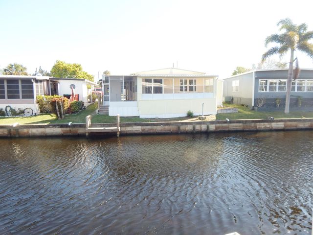 1284 Turkey Creek Drive NE, Palm Bay, FL 32905