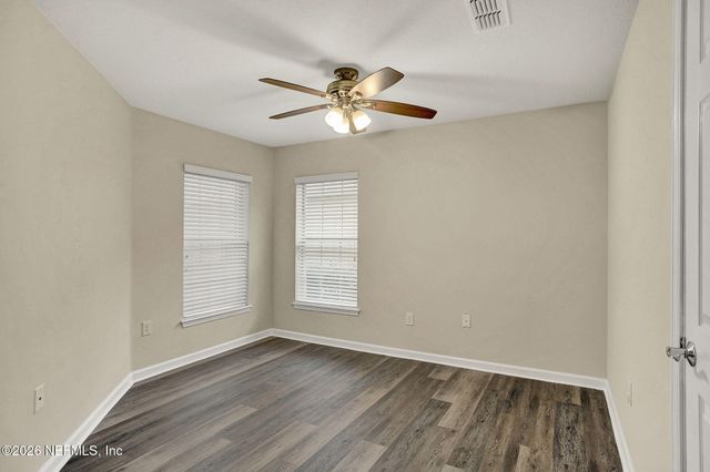 9122 HONEYBEE Lane, Jacksonville, FL 32256