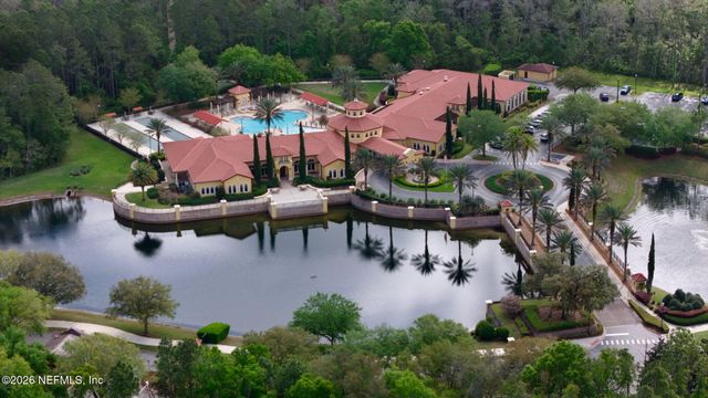 9122 HONEYBEE Lane, Jacksonville, FL 32256