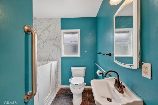 3683 San Anseline Ave, Long Beach, CA 90808