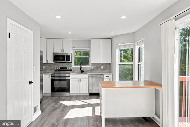 15346 GUNSMITH TER, Woodbridge, VA 22191