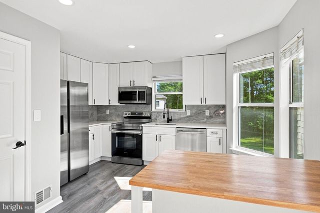 15346 GUNSMITH TER, Woodbridge, VA 22191