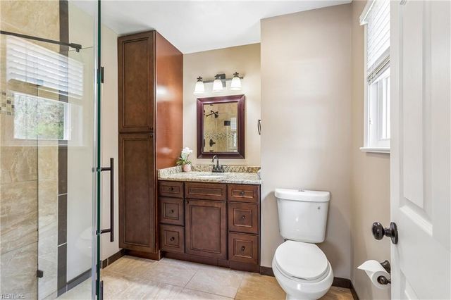 2222 Old Williamsburg RD, Yorktown, VA 23690