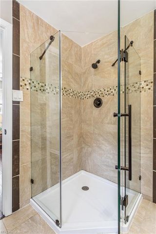 2222 Old Williamsburg RD, Yorktown, VA 23690