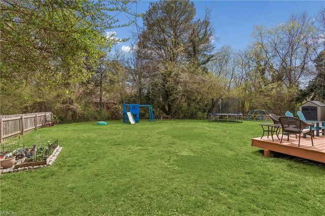 2222 Old Williamsburg RD, Yorktown, VA 23690