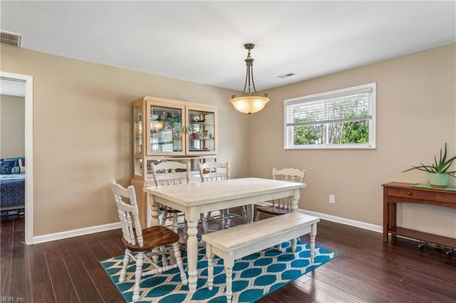 2222 Old Williamsburg RD, Yorktown, VA 23690