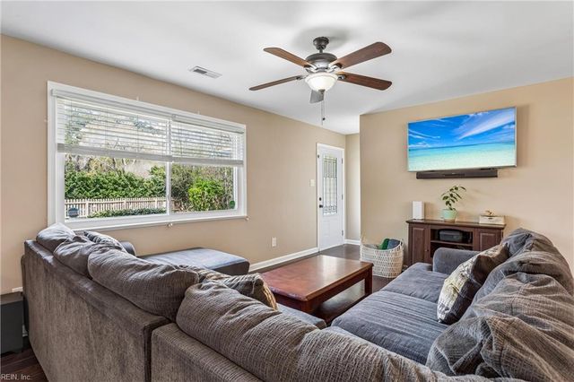 2222 Old Williamsburg RD, Yorktown, VA 23690