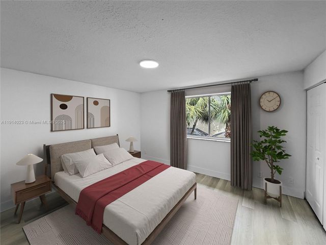 2179 Hacienda Ter, Weston, FL 33327