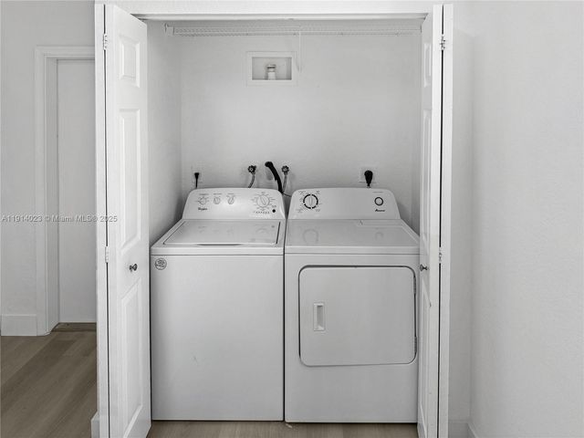 2179 Hacienda Ter, Weston, FL 33327