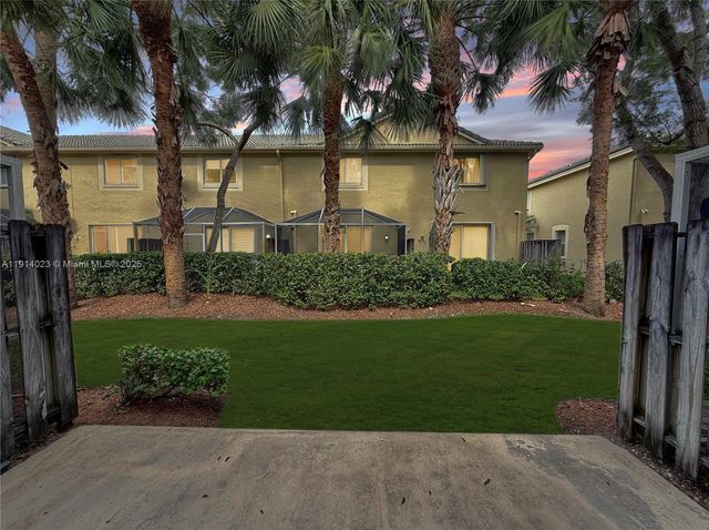 2179 Hacienda Ter, Weston, FL 33327