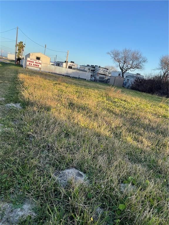 217 Skipper, Corpus Christi, TX 78418 — photo 3