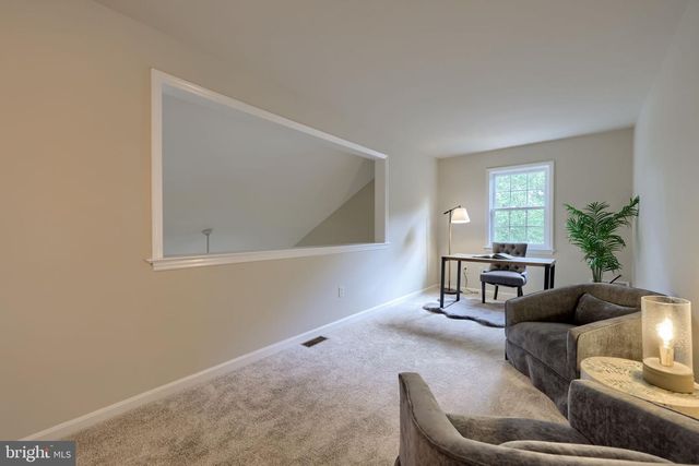 24 HEMLOCK DR, Marietta, PA 17547