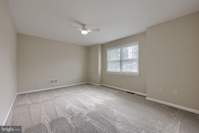 24 HEMLOCK DR, Marietta, PA 17547