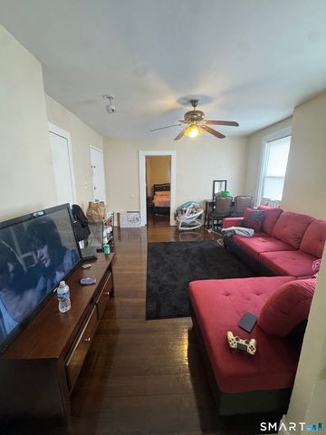 30 Cliff Street, Norwich, CT 06360