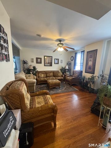 30 Cliff Street, Norwich, CT 06360