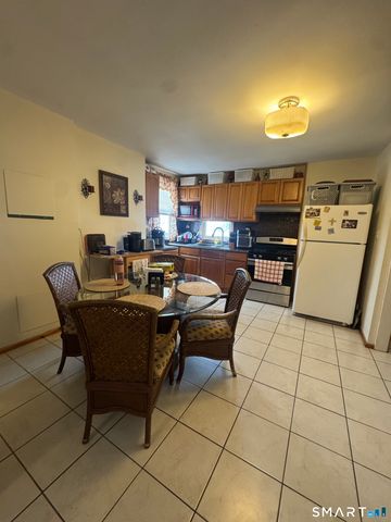 30 Cliff Street, Norwich, CT 06360