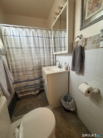 30 Cliff Street, Norwich, CT 06360