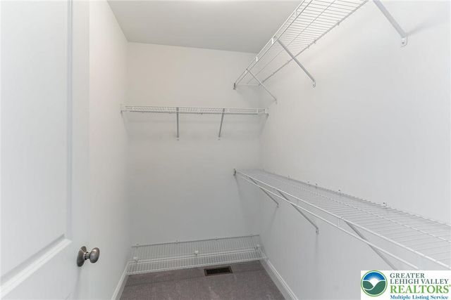120 Ashford Drive, Coopersburg Boro, PA 18036