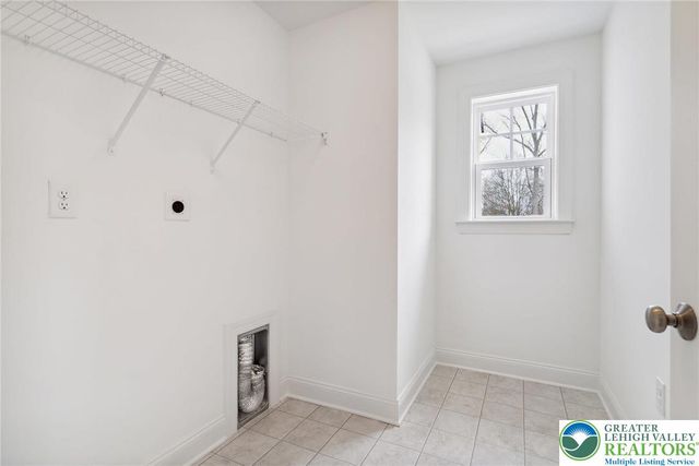 120 Ashford Drive, Coopersburg Boro, PA 18036