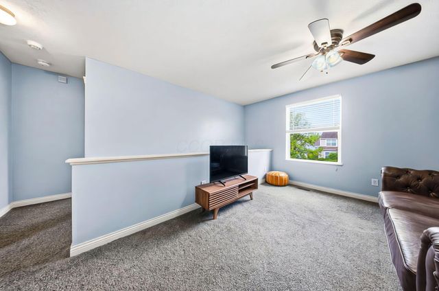 1287 Hickory Valley Drive, Blacklick, OH 43004