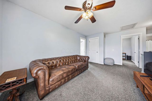 1287 Hickory Valley Drive, Blacklick, OH 43004
