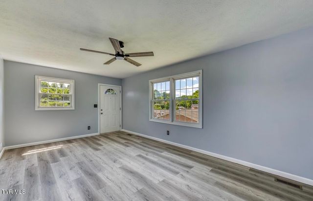 305 Imperial Circle, Kingsport, TN 37660