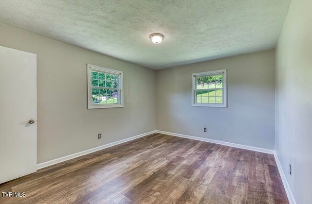 305 Imperial Circle, Kingsport, TN 37660