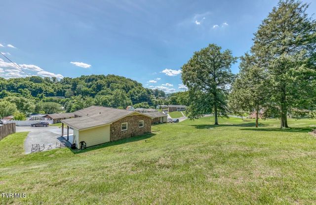305 Imperial Circle, Kingsport, TN 37660