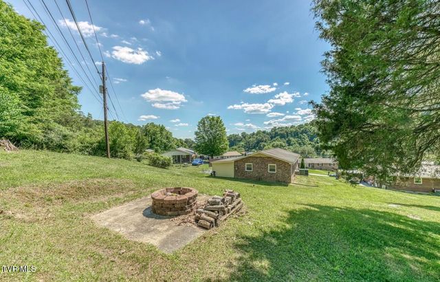 305 Imperial Circle, Kingsport, TN 37660