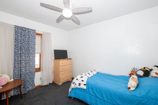 1204 N C Street, Indianola, IA 50125