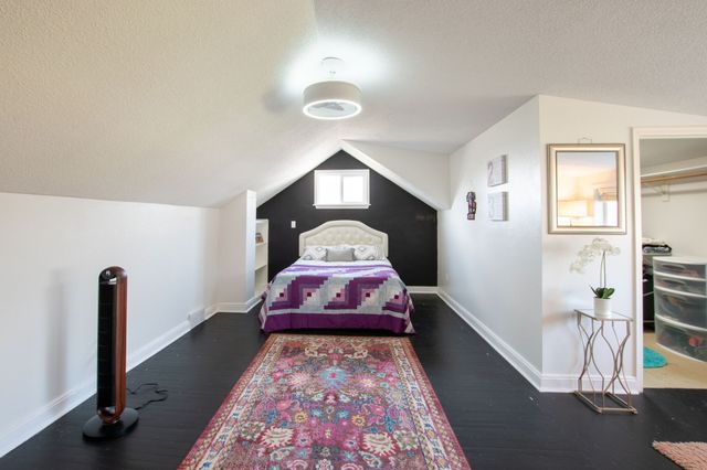 1204 N C Street, Indianola, IA 50125