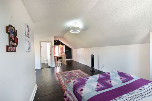 1204 N C Street, Indianola, IA 50125