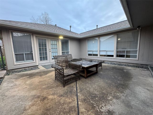 9006 Covent Garden Street, Houston, TX 77031