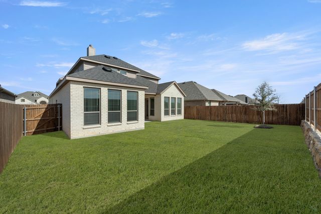 490 Red Maple Road, Waxahachie, TX 75165