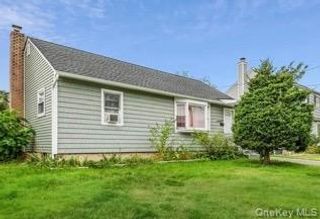 148 E Booker Avenue, Wyandanch, NY 11798